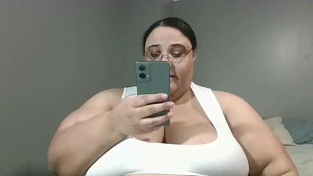 SexyBBW10790 online show from May 7, 2:17 am