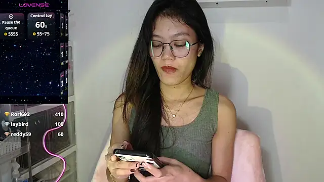 skinny gracie online show from March 26, 5:57 am