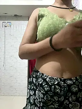 Snapshot of MONA_0213 chatting on September 22, 6:21 pm MONA 0213 online show from September 22, 6:21 pm