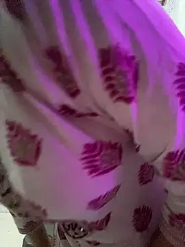 Snapshot of MONA_0213 chatting on October 19, 8:09 pm MONA 0213 online show from October 19, 8:09 pm