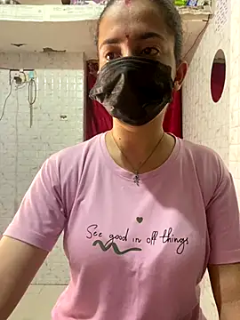 Snapshot of MONA_0213 chatting on November 2, 5:15 pm MONA 0213 online show from November 2, 5:15 pm