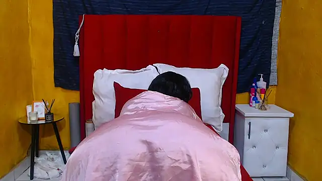 Snapshot of Candycrush2555 chatting on October 9, 7:50 am Candycrush2555 online show from October 9, 7:50 am