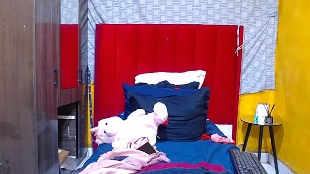 Candycrush2555 online show from March 6, 8:05 pm