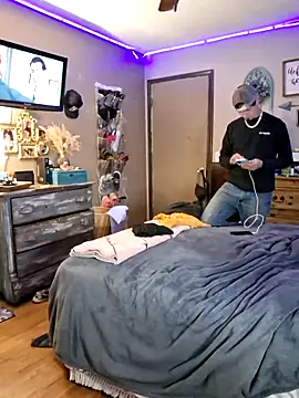 Snapshot of BDWhiteboy69 chatting on March 19, 6:17 am BDWhiteboy69 online show from March 19, 6:17 am