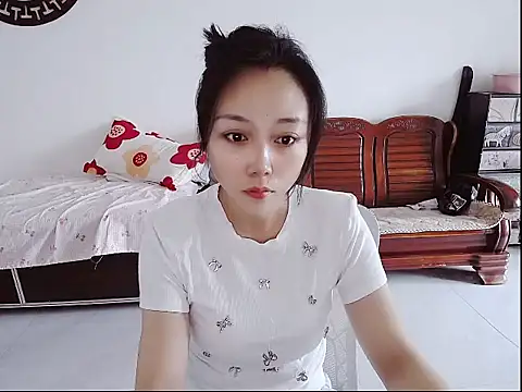 Snapshot of linger888 chatting on June 12, 8:52 pm linger888 online show from June 12, 8:52 pm