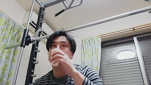 oyu kun online show from February 11, 12:10 pm