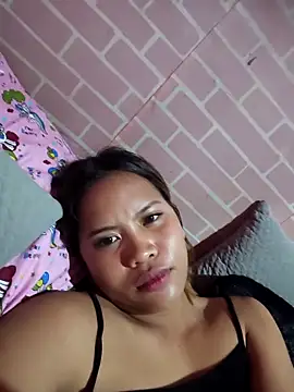 Snapshot of bella01-25-23 chatting on October 12, 8:08 pm bella01-25-23 online show from October 12, 8:08 pm