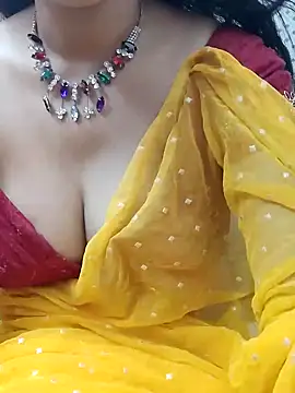 Snapshot of Hot-rima chatting on July 20, 5:44 am Hot-rima online show from July 20, 5:44 am