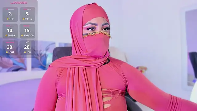 Snapshot of yasmin_elite chatting on February 17, 11:18 am yasmin elite online show from February 17, 11:18 am