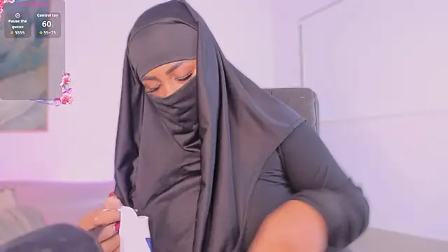 Snapshot of yasmin_elite chatting on March 4, 10:10 am yasmin elite online show from March 4, 10:10 am