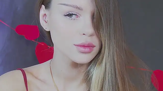 Snapshot of MarilynNova chatting on February 14, 4:42 am MarilynNova online show from February 14, 4:42 am