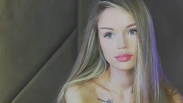 MarilynNova online show from July 5, 4:52 am