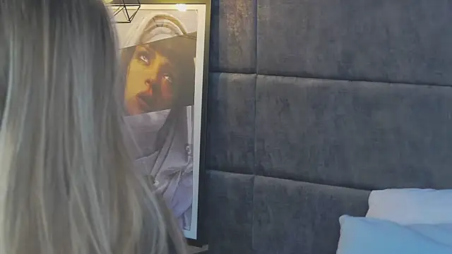 MarilynNova online show from July 13, 6:16 am