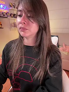 Sharon 07 online show from December 19, 11:45 pm