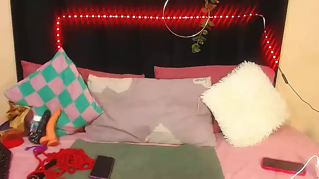 AmazingDarkDoll online show from November 14, 6:17 pm