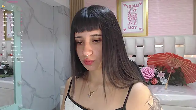 Snapshot of allyssa_bellini_s chatting on December 15, 8:35 pm allyssa bellini s online show from December 15, 8:35 pm