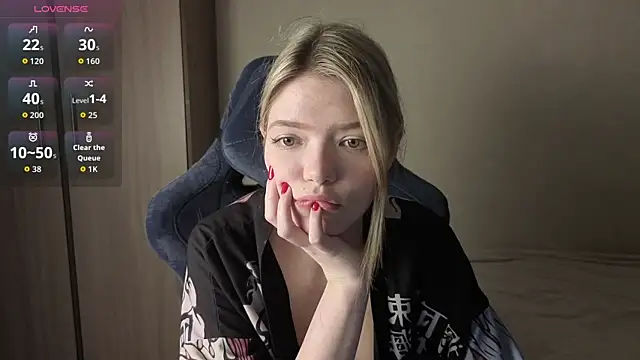 Snapshot of KatanaSVibe chatting on January 15, 1:16 pm KatanaSVibe online show from January 15, 1:16 pm