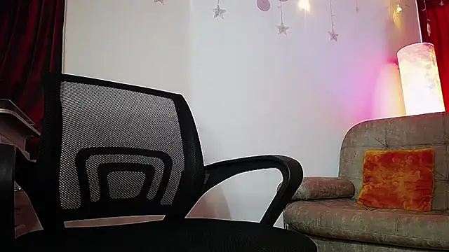 Snapshot of Noha_Lux chatting on September 29, 12:32 pm Noha Lux online show from September 29, 12:32 pm