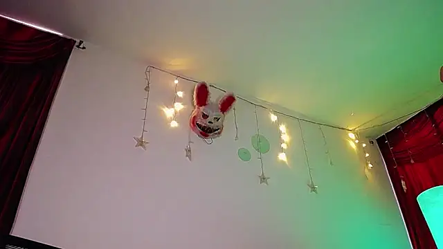 Snapshot of Noha_Lux chatting on October 3, 12:35 pm Noha Lux online show from October 3, 12:35 pm