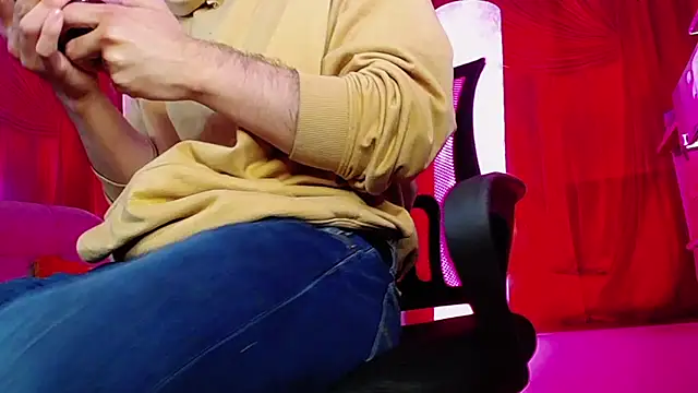 Snapshot of Noha_Lux chatting on October 22, 12:49 pm Noha Lux online show from October 22, 12:49 pm