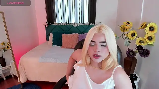 BarbieHannaB online show from February 3, 6:02 pm