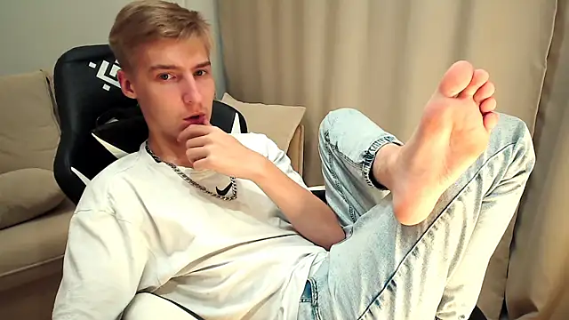 MrSexyCum4U online show from September 26, 8:46 pm