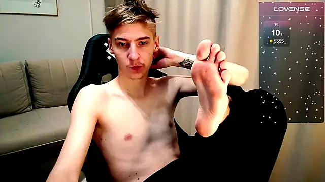 MrSexyCum4U online show from October 28, 7:27 pm