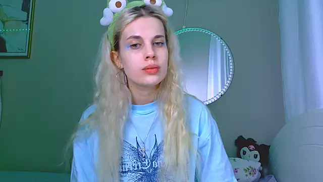 carmen crybaby online show from October 22, 10:42 pm