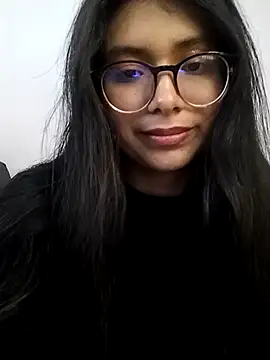Snapshot of --MiaKhalifa-- chatting on October 24, 9:11 pm --MiaKhalifa-- online show from October 24, 9:11 pm