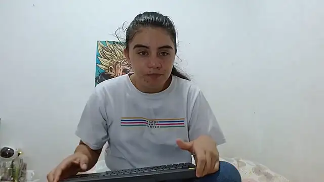 Snapshot of Arieeel_09 chatting on February 26, 5:12 pm Arieeel 09 online show from February 26, 5:12 pm