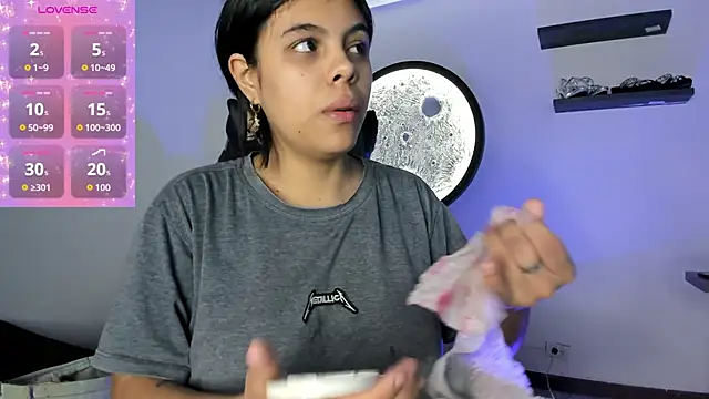 Aleja-02 online show from September 23, 8:34 pm