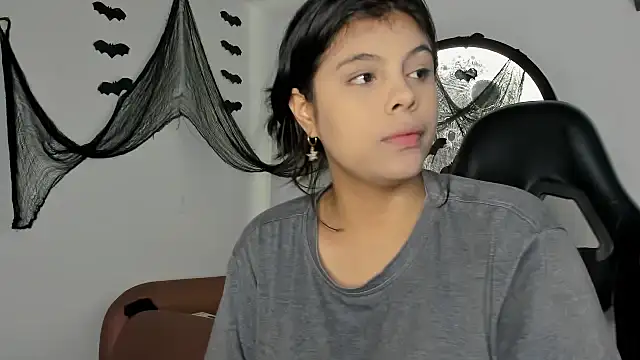 Aleja-02 online show from October 13, 9:26 pm