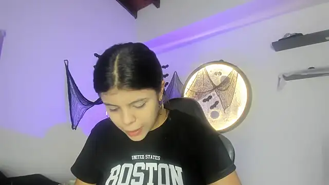 Aleja-02 online show from October 29, 9:16 pm