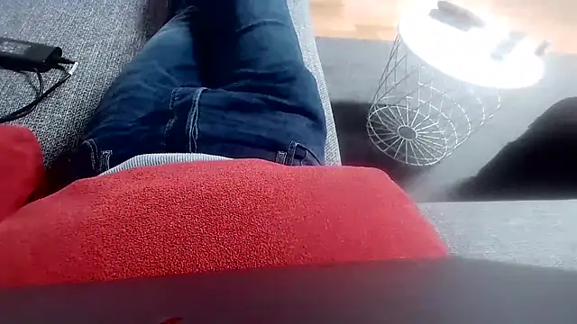 cucciolotto76 online show from November 14, 3:22 pm