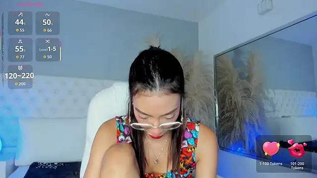 Snapshot of Ebonysweet__ chatting on March 19, 8:13 pm Ebonysweet online show from March 19, 8:13 pm