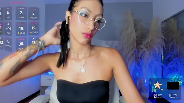 Snapshot of Ebonysweet__ chatting on June 2, 8:00 pm Ebonysweet online show from June 2, 8:00 pm
