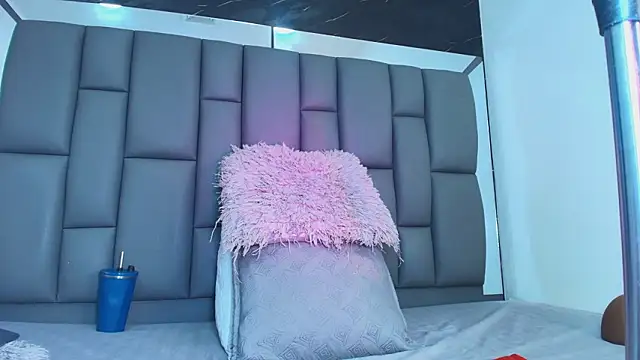 Roxana gomez online show from February 14, 3:47 am