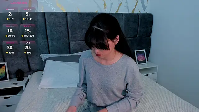 Astrid Velle online show from January 14, 3:34 am