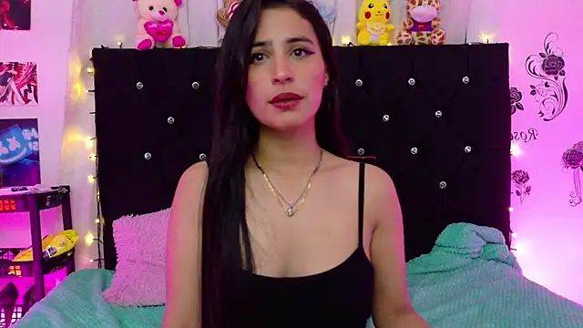 queen smiley online show from January 9, 6:16 am