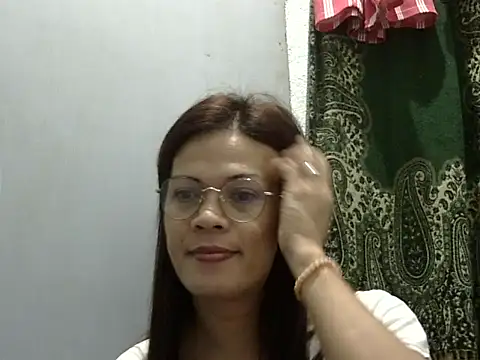 juicycum069 online show from October 22, 10:42 pm