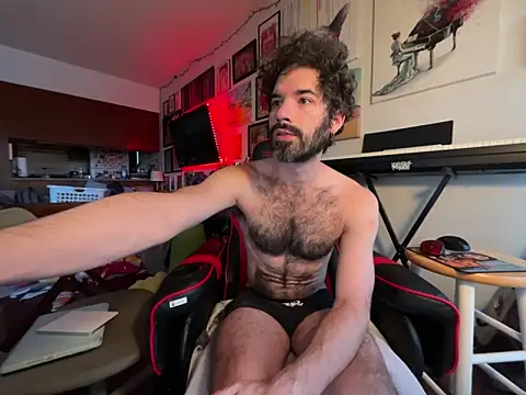 Pupscritch online show from March 10, 2:44 pm