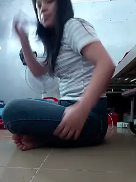 Anny-ly online show from December 18, 4:18 am