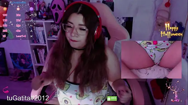 Pink girl0n online show from October 21, 9:37 pm