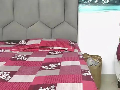 Snapshot of Diyaa_Singh chatting on April 2, 1:09 pm Diyaa Singh online show from April 2, 1:09 pm