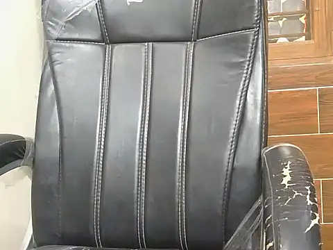 Snapshot of Diyaa_Singh chatting on May 31, 6:31 am Diyaa Singh online show from May 31, 6:31 am