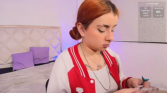 Naomy tay1 online show from October 28, 3:10 am