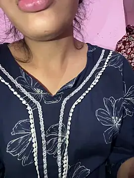 modelnishu online show from January 7, 2:41 pm