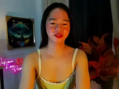 Snapshot of imyourtinybuuny chatting on December 16, 11:26 am imyourtinybuuny online show from December 16, 11:26 am