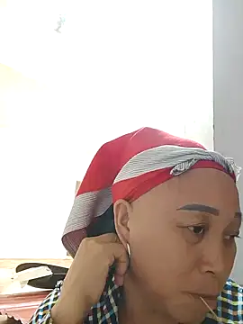 Mamapm20 online show from October 10, 8:24 am