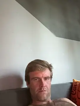 jarda94cz online show from September 21, 5:42 am